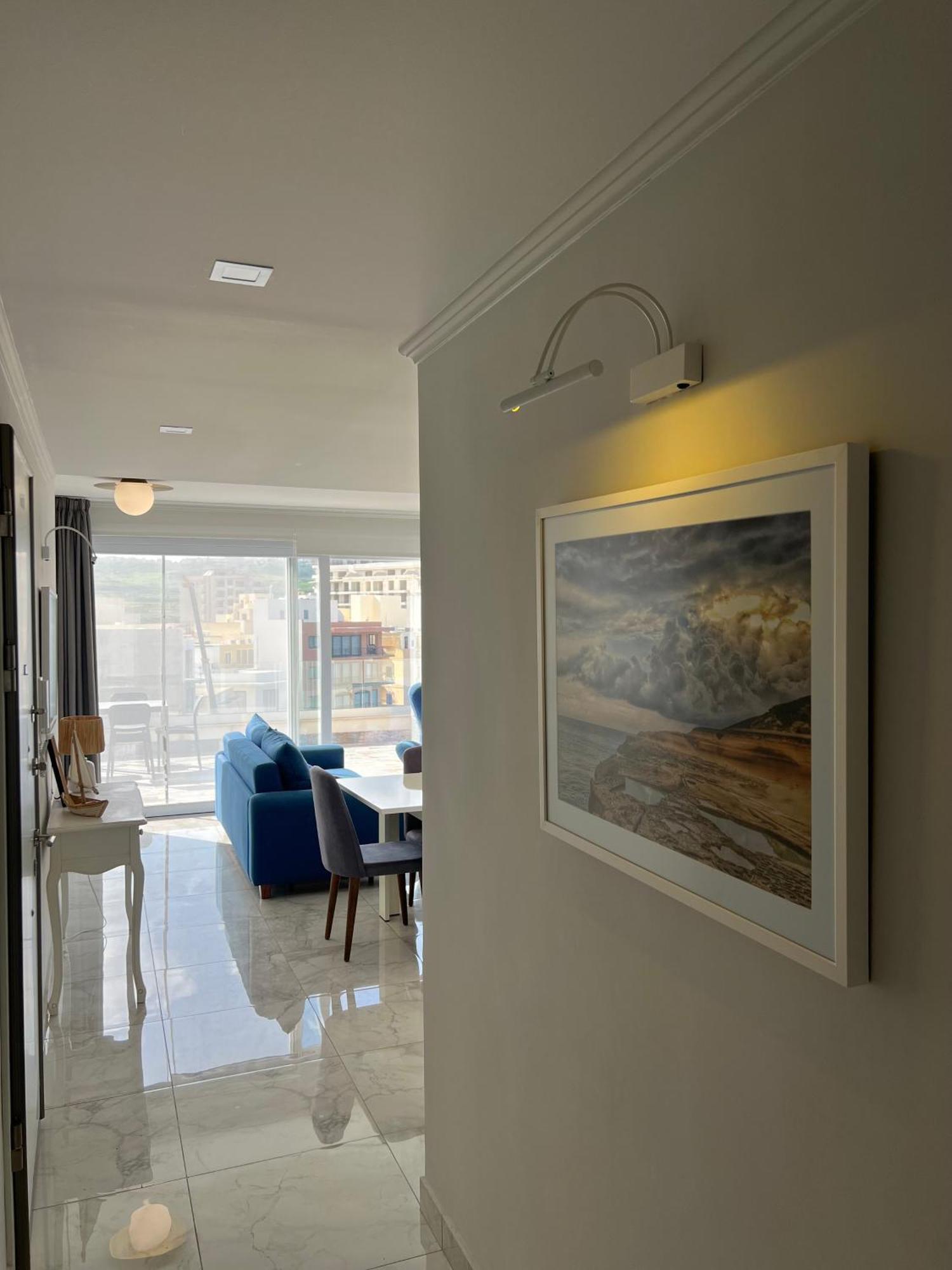 Alka Luxury Penthouse Unit 11 *